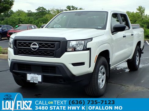 Used 2022 Nissan Frontier S w/ Technology Package AWD/4WD image 2
