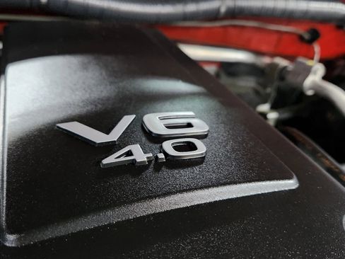 Used 2014 Nissan Frontier SV image 44