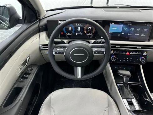 New 2026 Hyundai Tucson SEL image 24