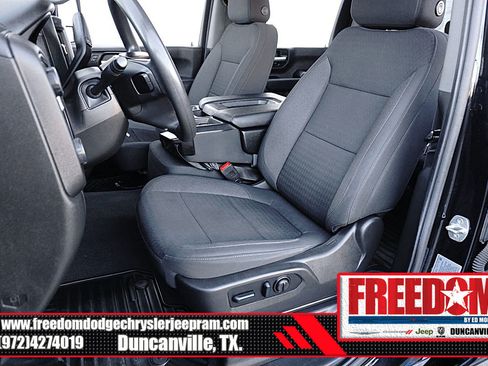 Used 2022 Chevrolet Silverado 2500 Custom w/ Custom Convenience Package image 13