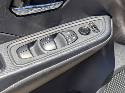 Used 2023 Nissan Versa SV FWD image 12