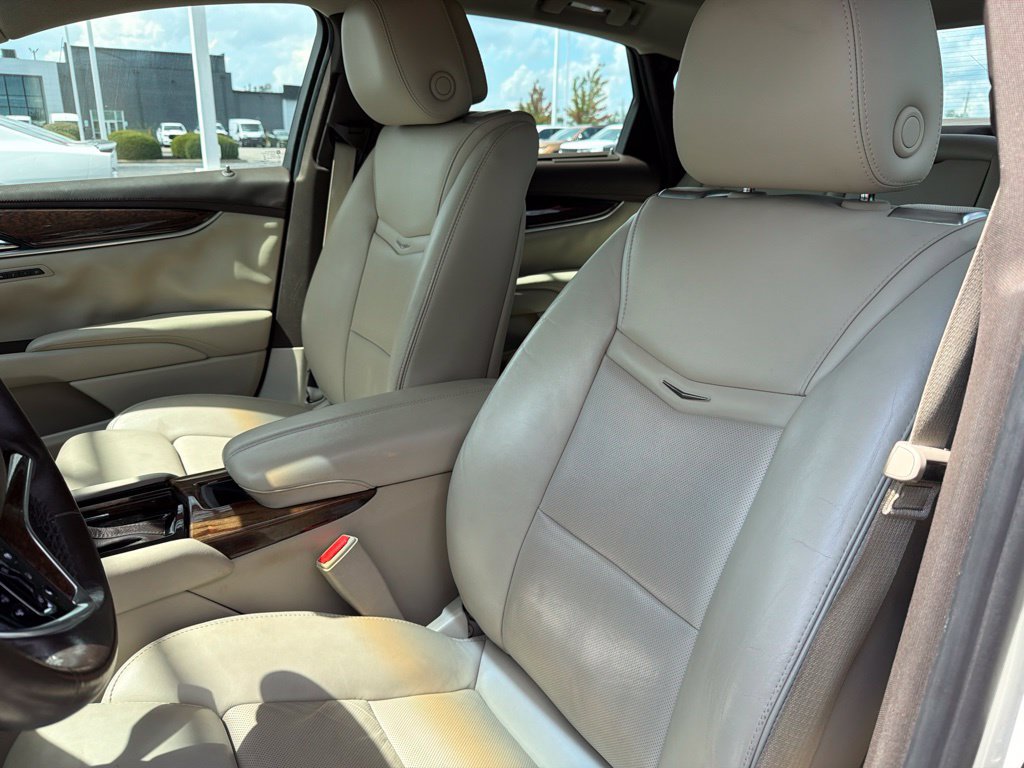 Used 2014 Cadillac XTS Premium FWD image 13