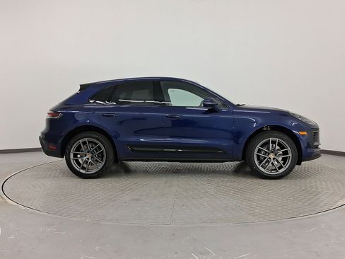 New 2026 Porsche Macan image 8
