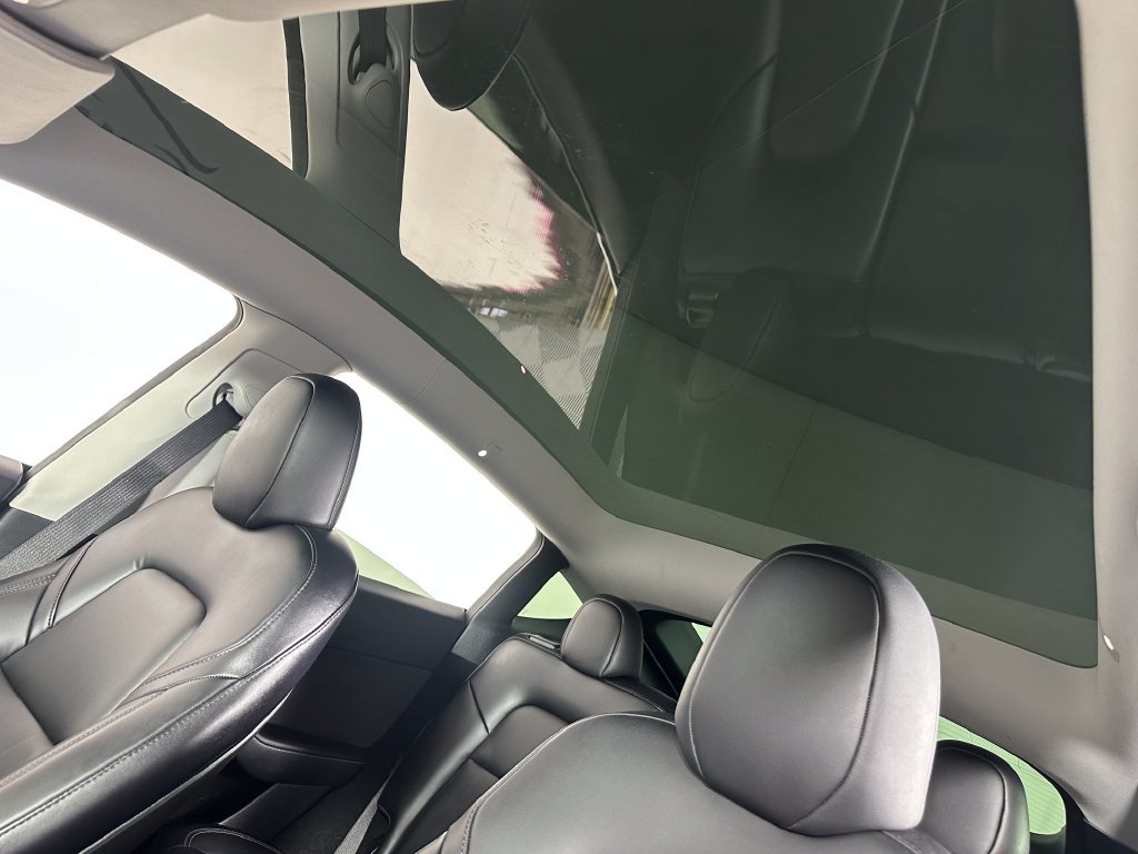 Used 2023 Tesla Model Y Long Range AWD/4WD image 21