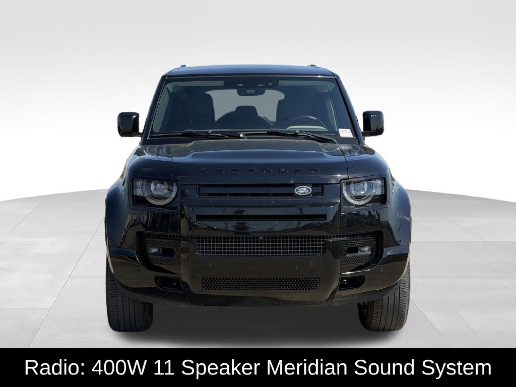 Used 2024 Land Rover Defender 110 X-Dynamic SE AWD/4WD image 3
