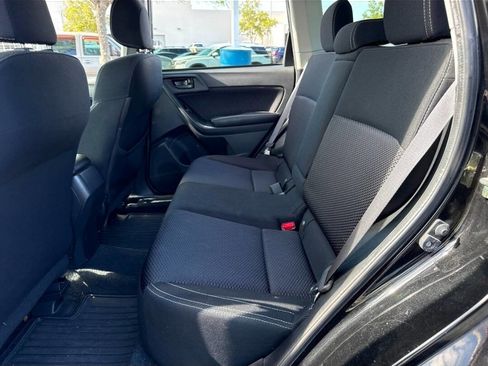 Used 2017 Subaru Forester 2.5i Premium w/ All-Weather Package image 16