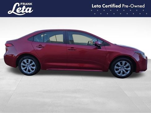 Used 2021 Toyota Corolla LE image 12