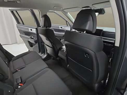 New 2026 Hyundai Santa Fe SE image 17