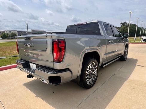 Used 2025 GMC Sierra 1500 Denali Ultimate AWD/4WD image 5