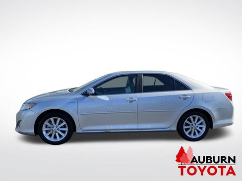 Used 2013 Toyota Camry XLE w/ Leather Pkg FWD image 4