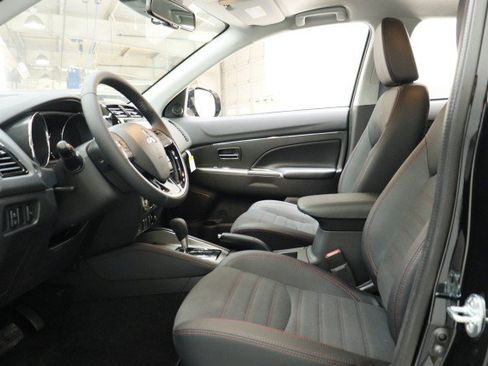 New 2026 Mitsubishi Outlander Sport SE AWD/4WD image 6