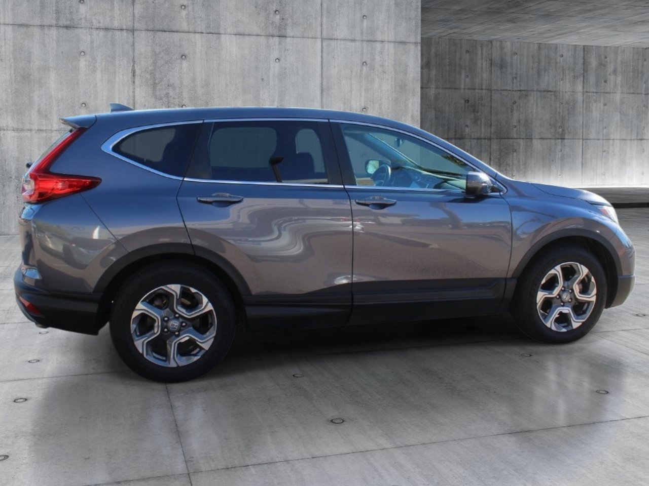 Used 2018 Honda CR-V EX-L image 6