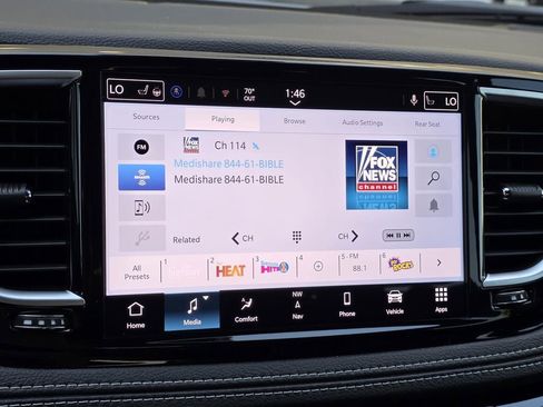 New 2026 Chrysler Pacifica Limited w/ Uconnect Theater Family Group AWD/4WD image 31