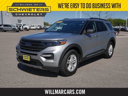 Used 2020 Ford Explorer XLT w/ Equipment Group 202A AWD/4WD image 1