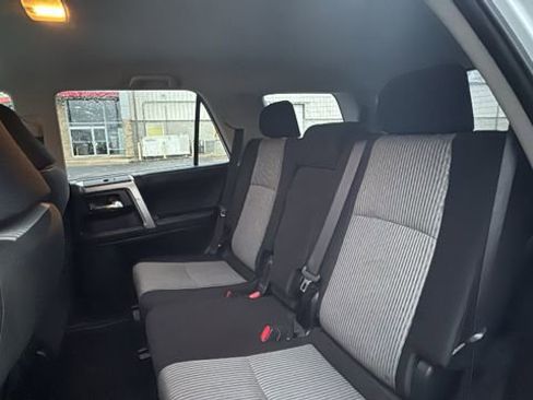 Used 2024 Toyota 4Runner SR5 image 31