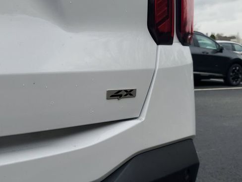 New 2026 Kia Sorento S AWD/4WD image 9