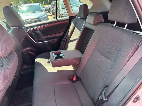 Used 2024 Toyota RAV4 LE AWD/4WD image 35