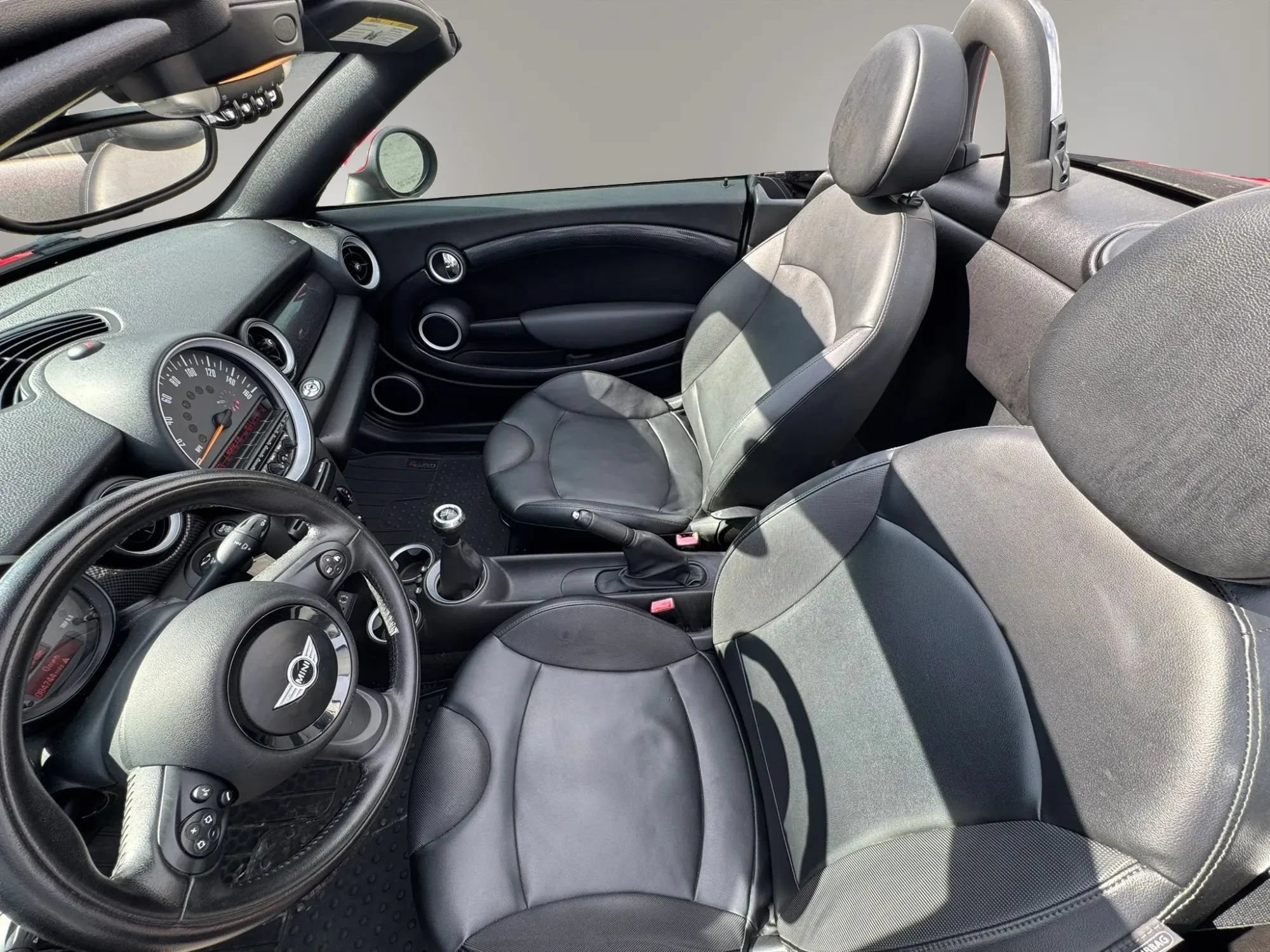 Used 2015 MINI Cooper Roadster S FWD image 18