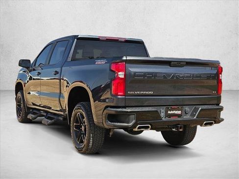 Used 2022 Chevrolet Silverado 1500 LT Trail Boss w/ Bed Protection Package AWD/4WD image 8