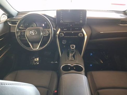 Used 2022 Toyota Venza XLE AWD/4WD image 6