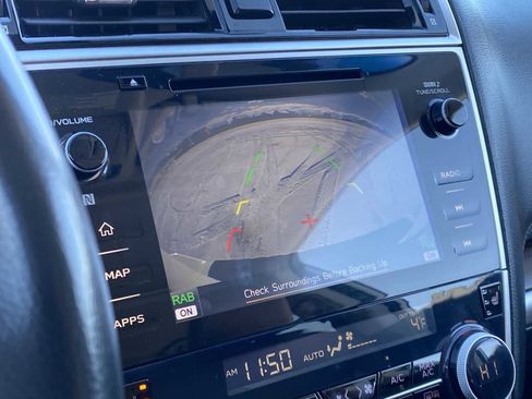 Used 2018 Subaru Outback 2.5i Touring image 25