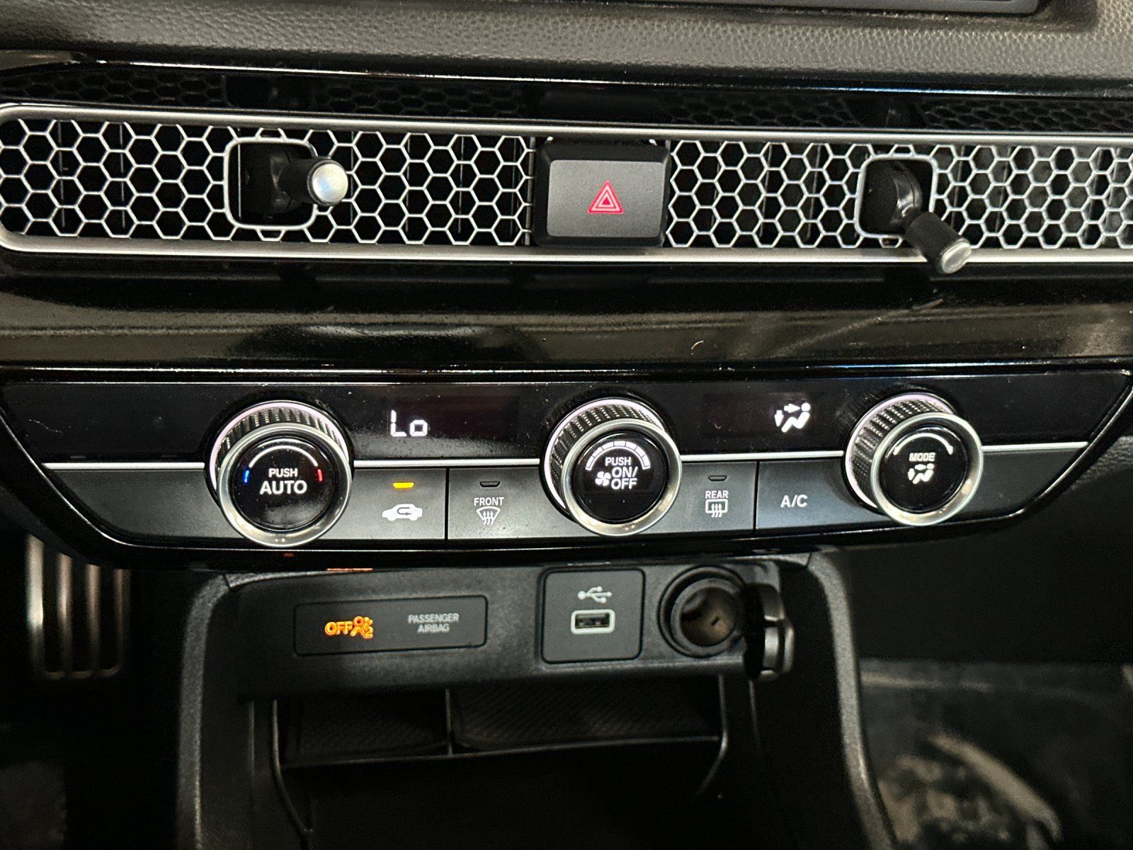 Used 2022 Honda Civic Sport image 24