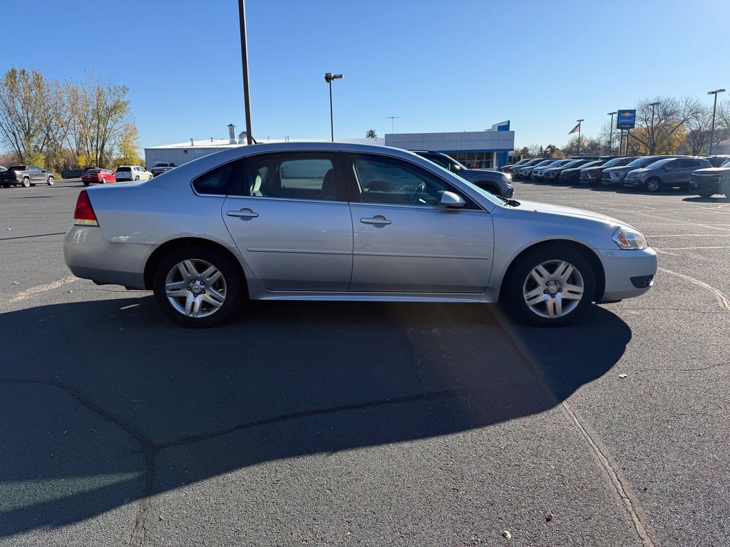Used 2011 Chevrolet Impala LT FWD image 8