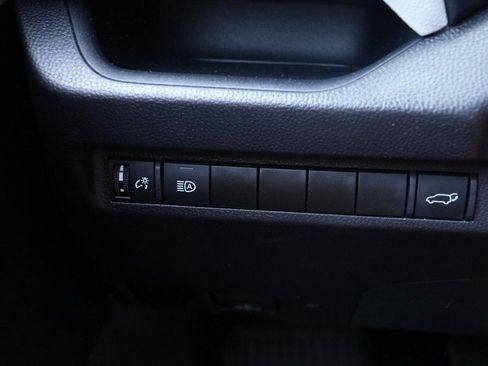 Used 2024 Toyota RAV4 XLE Premium FWD image 21