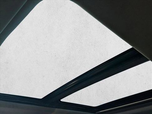 Used 2017 Ford F150 Lariat image 17