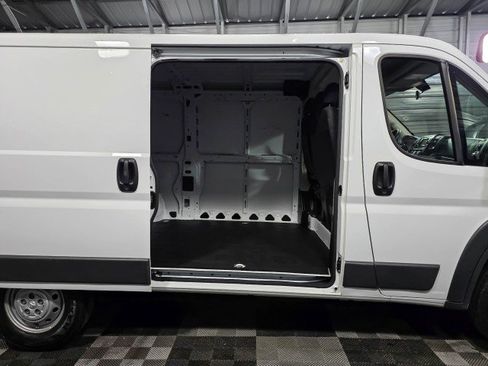 Used 2017 RAM ProMaster 1500 w/ Interior Convenience Group image 11