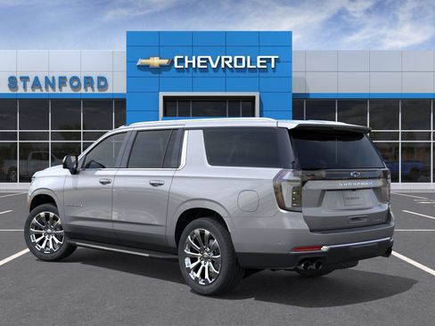 New 2026 Chevrolet Suburban Premier w/ Sun And Tow Package AWD/4WD image 3