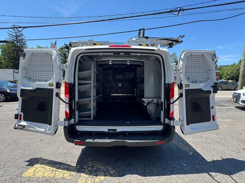 Used 2019 Ford Transit 250 130 Low Roof image 15