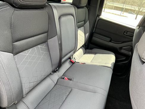 New 2026 Nissan Frontier SV AWD/4WD image 15