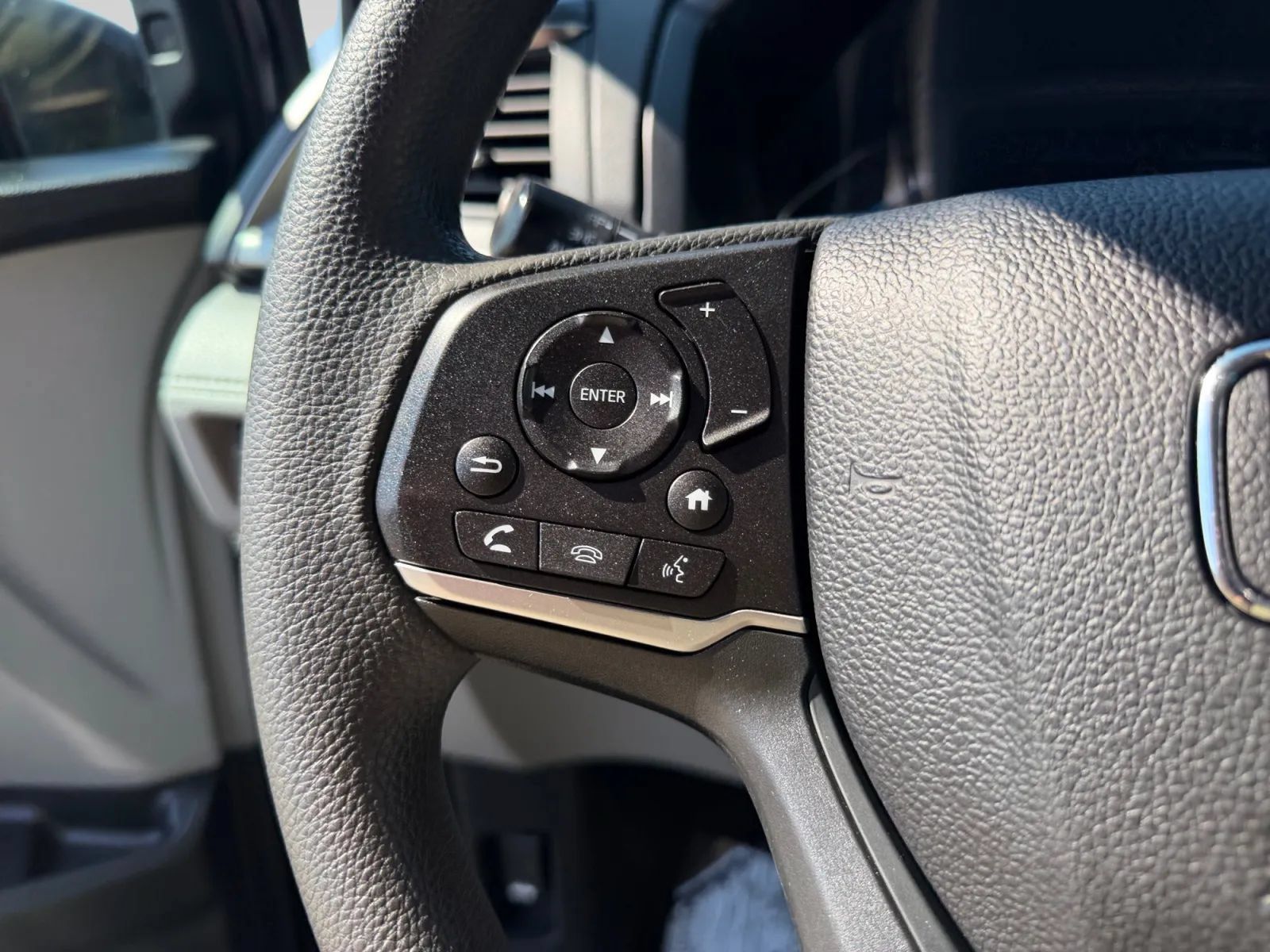 Used 2021 Honda Odyssey EX image 22