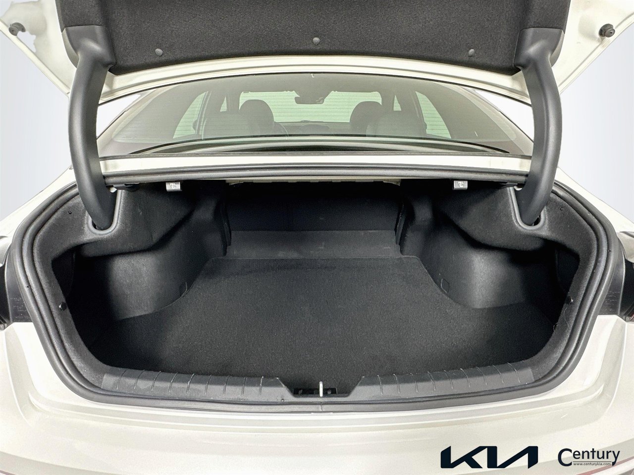 Used 2025 Kia K5 GT-Line FWD image 25