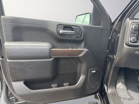 Used 2022 GMC Sierra 1500 Denali w/ Denali Premium Package AWD/4WD image 28