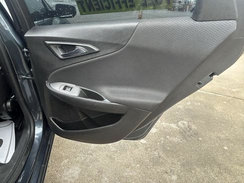 Used 2019 Chevrolet Malibu LT FWD image 15