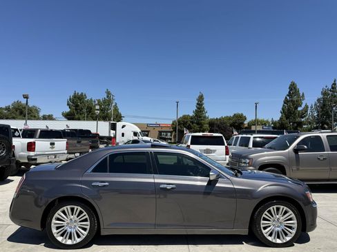 Used 2014 Chrysler 300 C w/ Beats Audio Group RWD image 2
