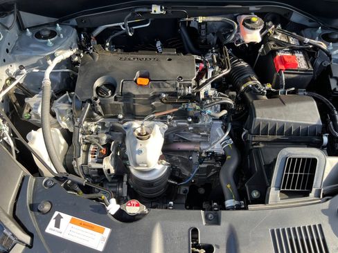 Used 2026 Honda HR-V Sport image 16