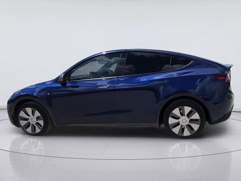 Used 2023 Tesla Model Y Long Range AWD/4WD image 6