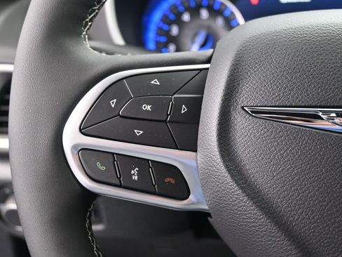 New 2026 Chrysler Voyager LX image 24