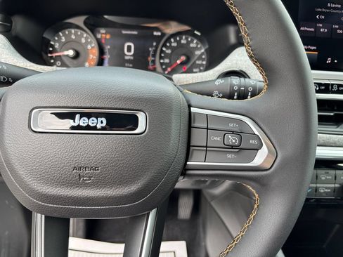 New 2026 Jeep Compass Latitude AWD/4WD image 20