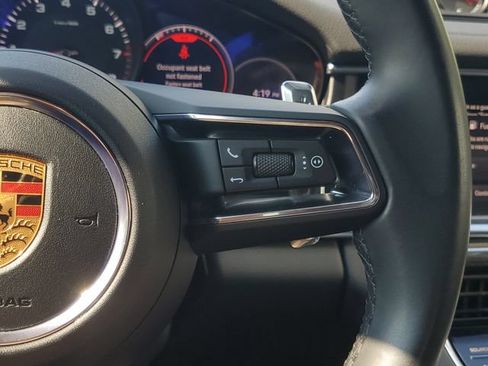 Used 2023 Porsche Panamera image 28