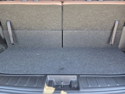 New 2025 Mitsubishi Outlander SEL image 24