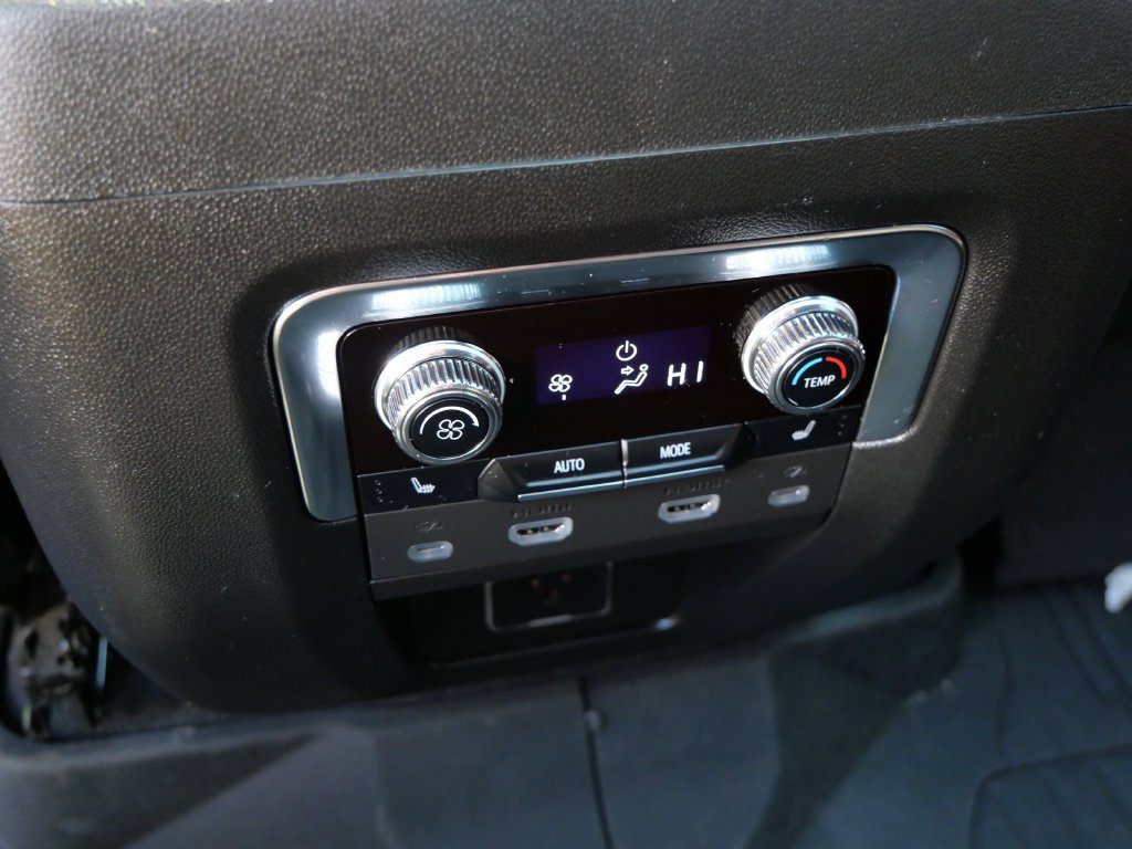 Used 2023 GMC Yukon Denali Ultimate w/ LPO, Floor Liner Package AWD/4WD image 21