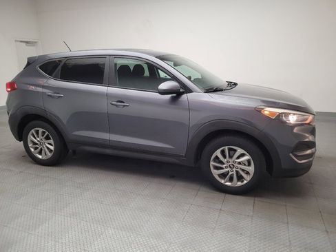 Used 2017 Hyundai Tucson SE image 11