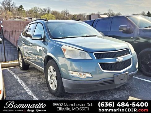 Used 2009 Chevrolet Traverse LT image 1