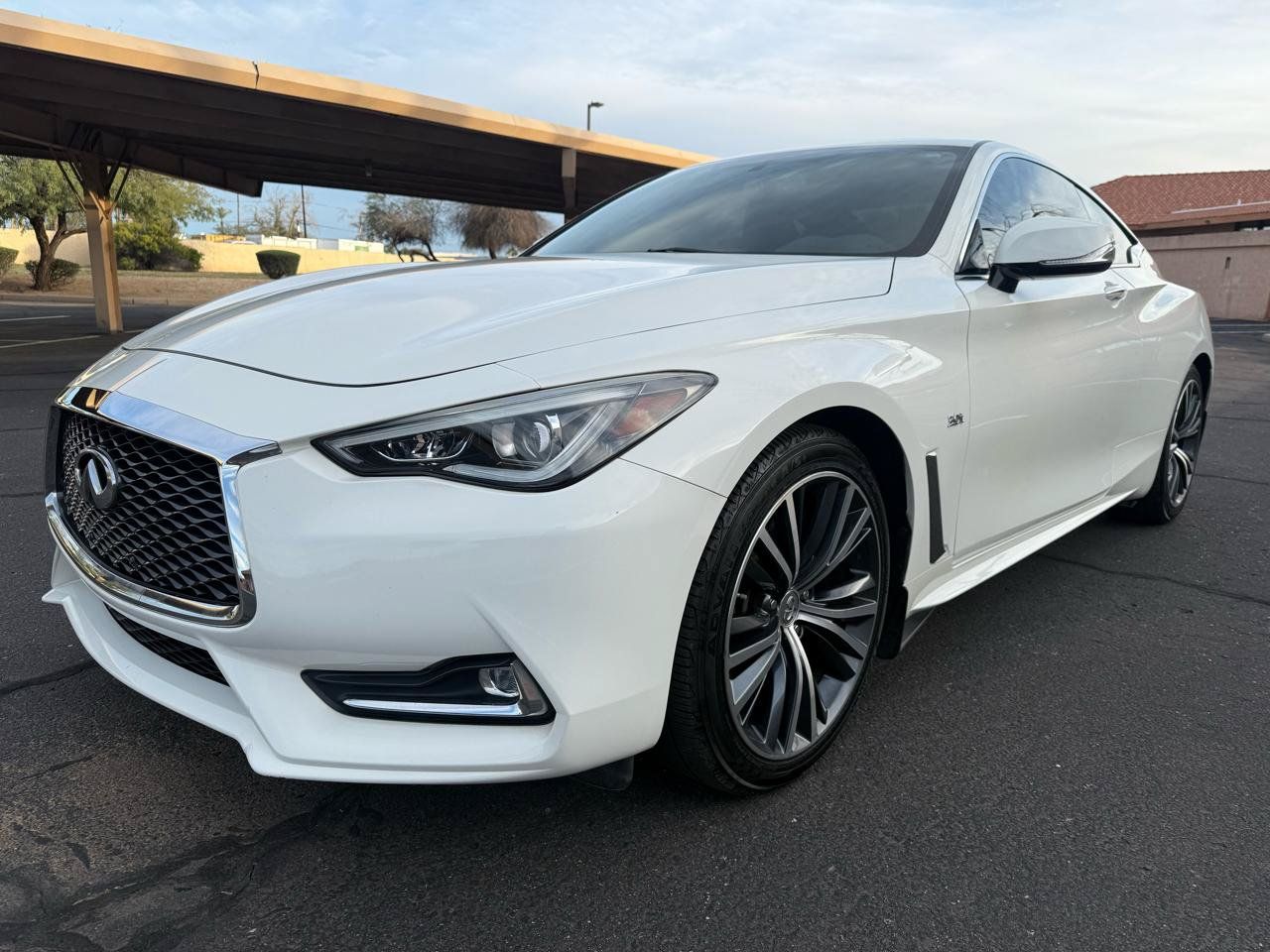 Used 2018 INFINITI Q60 3.0t Luxe w/ Sensory Package 3.0T Luxe AWD/4WD image 7