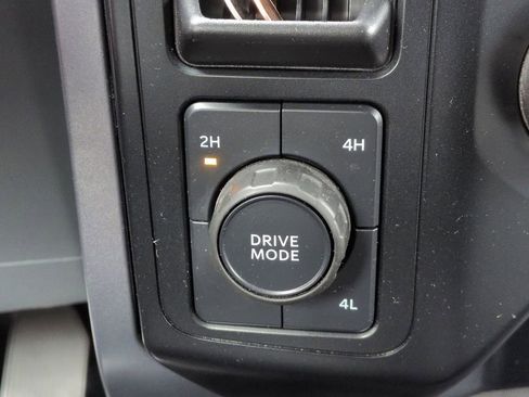 Used 2023 Ford F150 XLT image 21