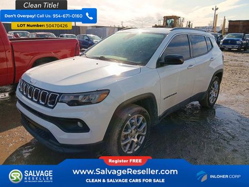Used 2023 Jeep Compass Latitude AWD/4WD image 1